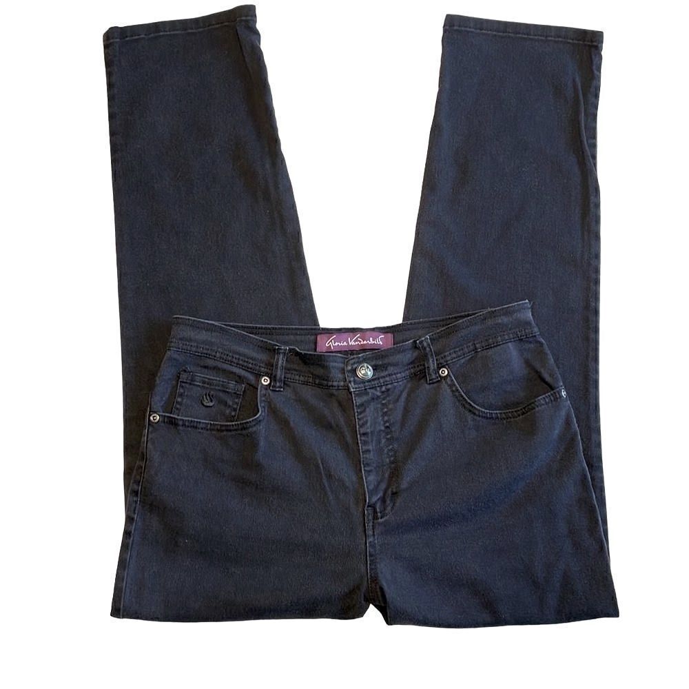 Gloria Vanderbilt black straight leg jeans size 10 Short